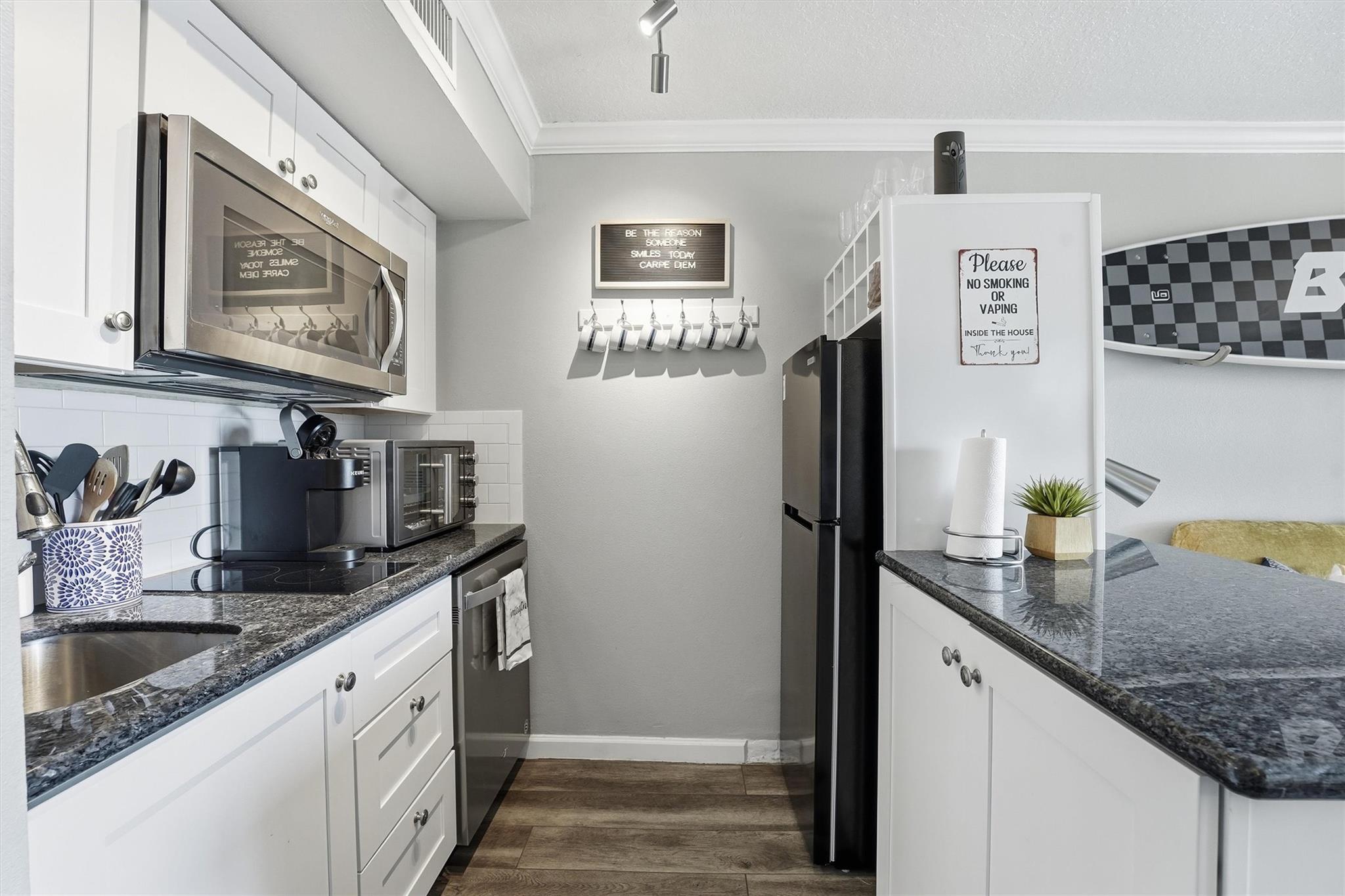 6300 Seawall Boulevard 3118