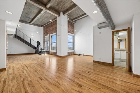 Photo of 915 Franklin Street #9L, Houston, TX 77002 (MLS # 17616093)