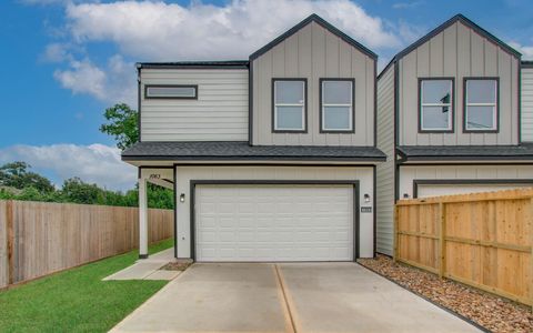Photo of 1063 South Lane, Houston, TX 77088 (MLS # 40827980) Photo of 1063 South Lane, Houston, TX 77088 (MLS # 40827980)