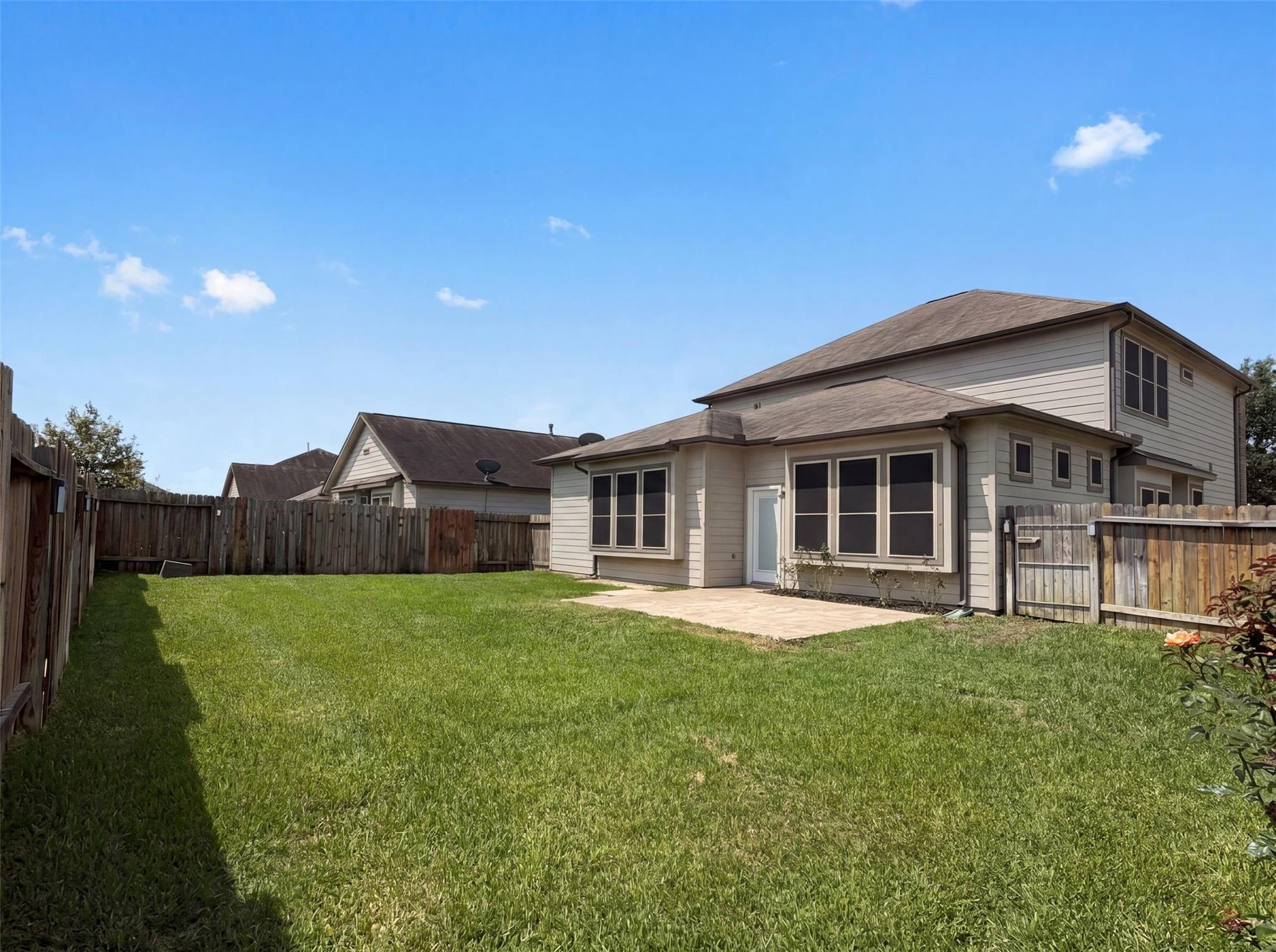 5426 Louie Lane