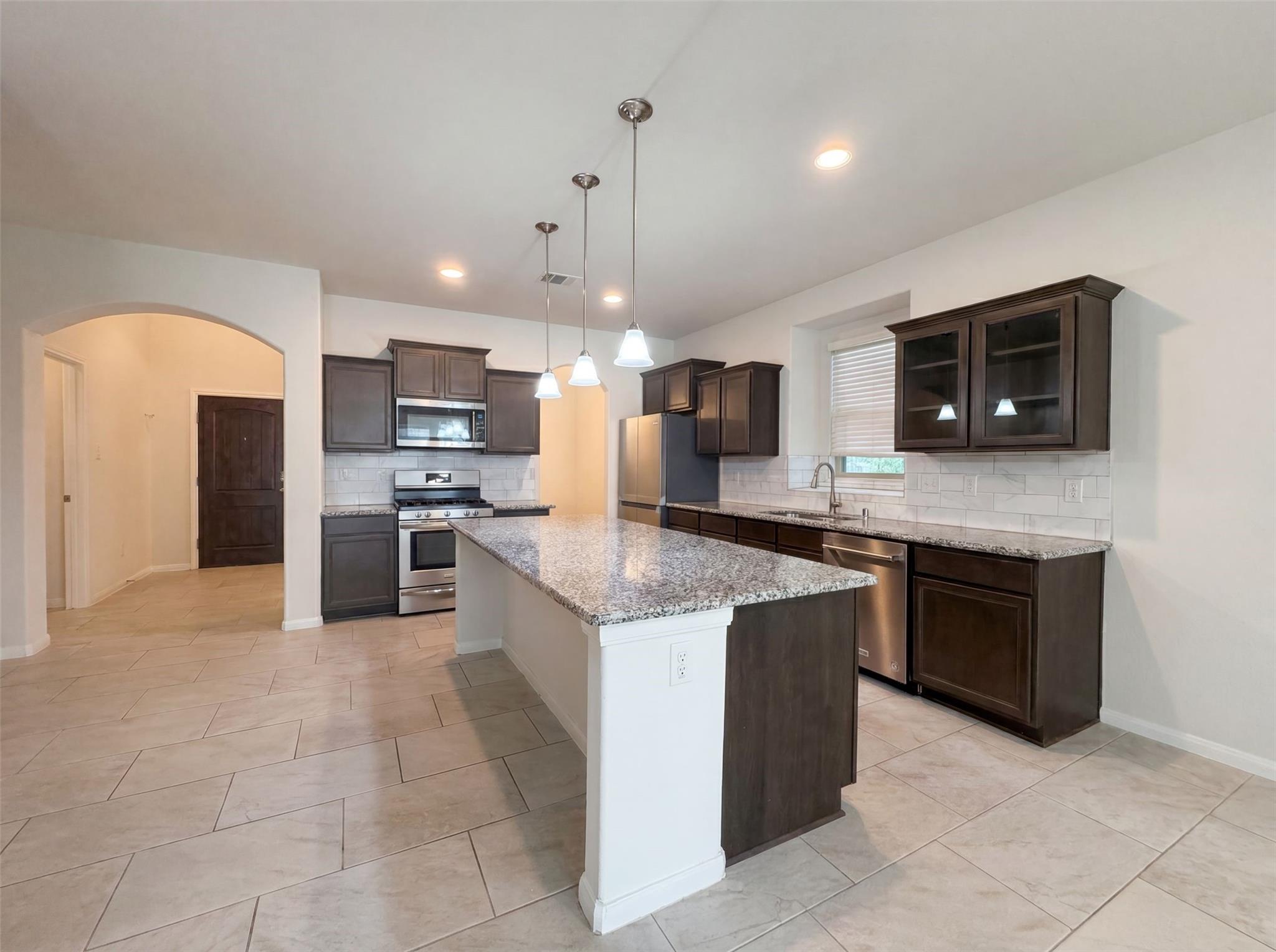 5426 Louie Lane
