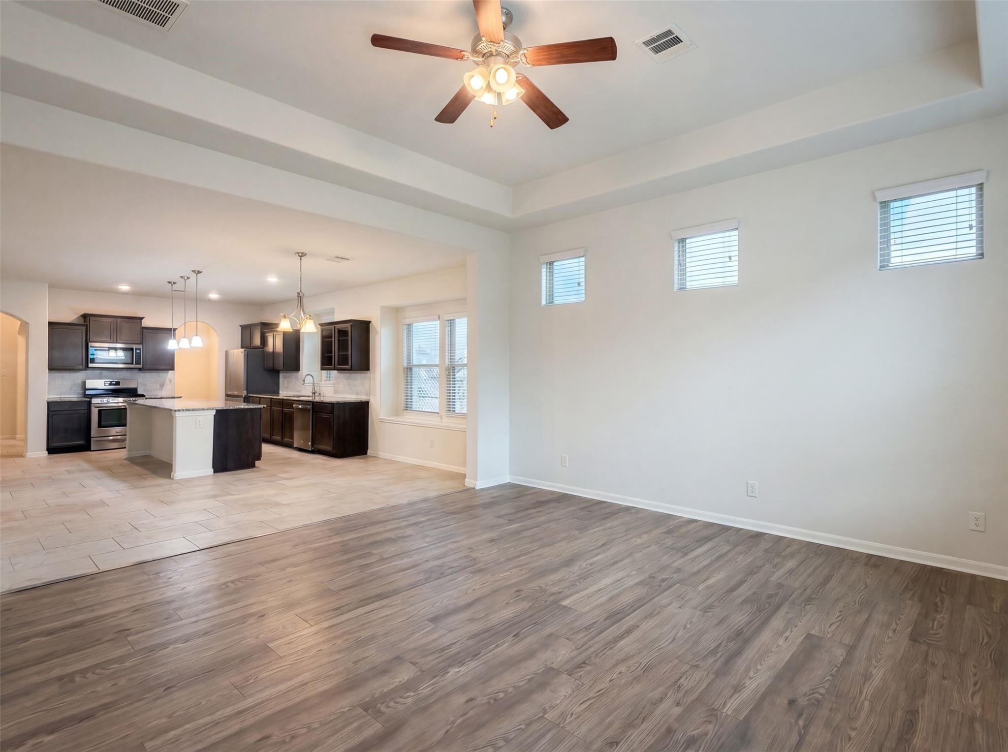5426 Louie Lane