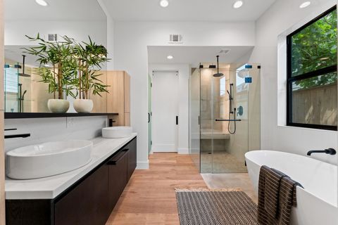 Tiny photo for 6711 Housman Street, Houston, TX 77055 (MLS # 62520901)