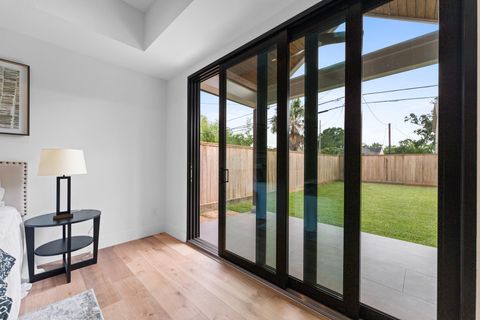 Tiny photo for 6711 Housman Street, Houston, TX 77055 (MLS # 62520901)