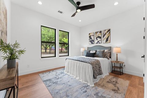 Tiny photo for 6711 Housman Street, Houston, TX 77055 (MLS # 62520901)
