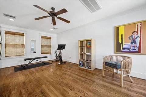 Tiny photo for 638 W 17th Street, Houston, TX 77008 (MLS # 97109549)