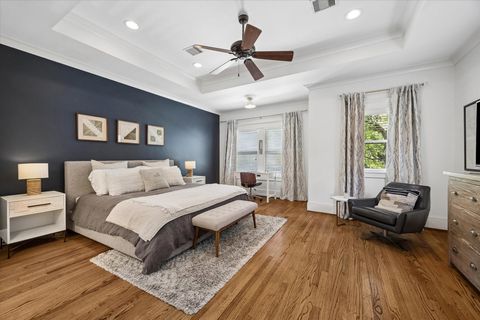 Tiny photo for 638 W 17th Street, Houston, TX 77008 (MLS # 97109549)