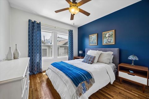 Tiny photo for 638 W 17th Street, Houston, TX 77008 (MLS # 97109549)