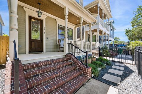 Tiny photo for 638 W 17th Street, Houston, TX 77008 (MLS # 97109549)