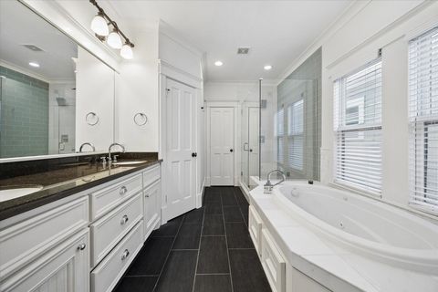 Tiny photo for 638 W 17th Street, Houston, TX 77008 (MLS # 97109549)