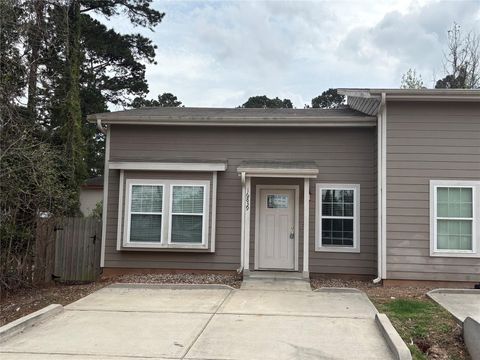 Photo of 16839 Balmoral, Montgomery, TX 77316 (MLS # 81382058)