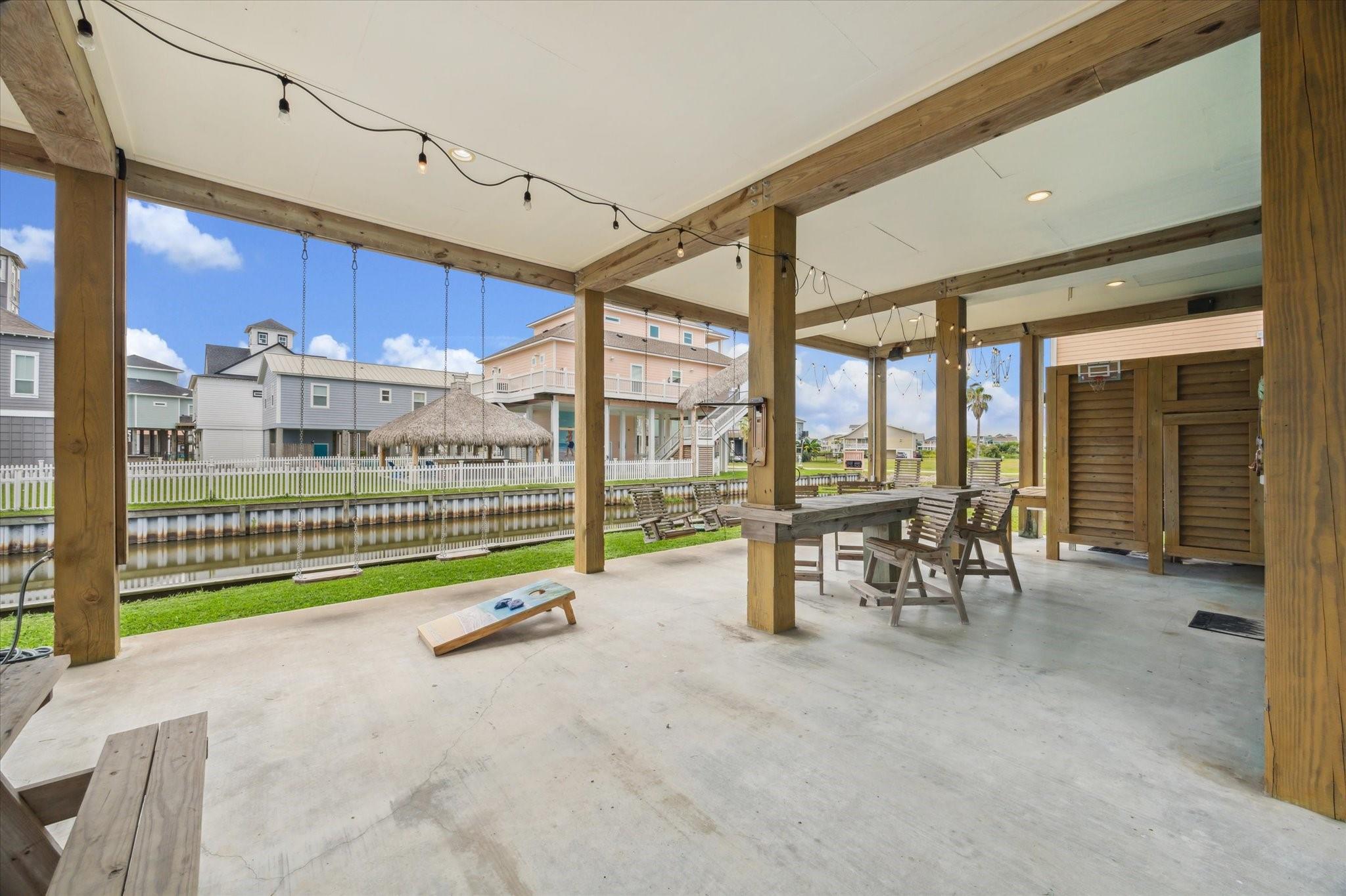 923 Tidelands Drive