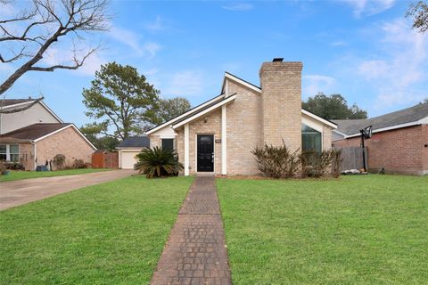 Photo of 1922 Pepperwood Lane, Houston, TX 77084 (MLS # 27580731)