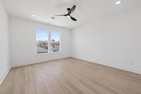 Tiny photo for 957 Highland Light Lane, Houston, TX 77091 (MLS # 11976330)