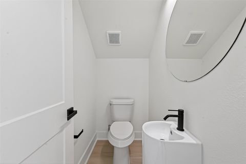 Tiny photo for 957 Highland Light Lane, Houston, TX 77091 (MLS # 11976330)