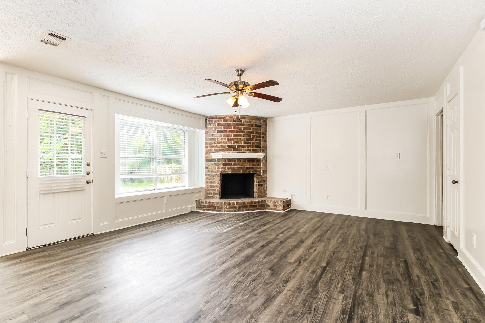 24106 Creekview Drive