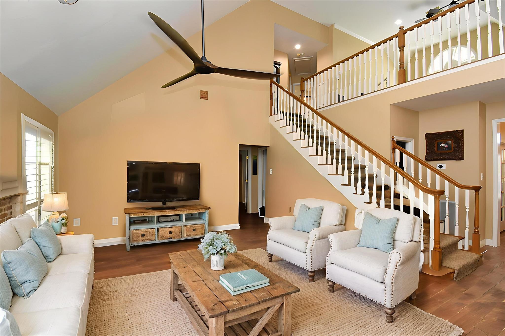 1810 Pebble Hill Court