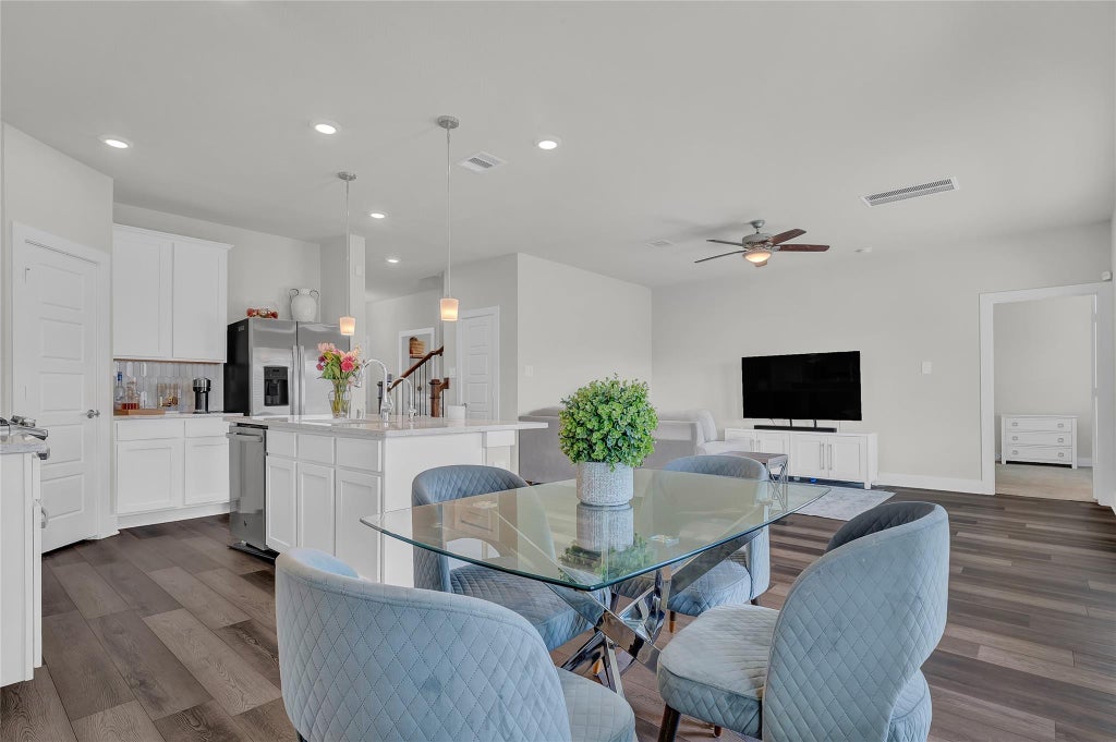 Photo of 9702 Migrant Hawker Court, Conroe, TX 77385 (MLS # 4697952)
