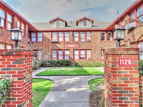 Photo of 1126 Berthea Street #6, Houston, TX 77006 (MLS # 81609551)