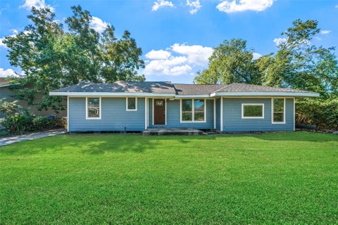 Photo of 1920 Spence Street, Houston, TX 77093 (MLS # 34769278)