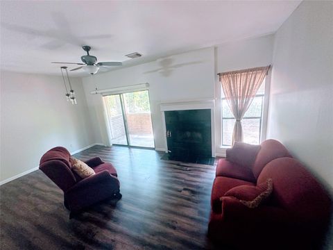 Photo of 3500 Tangle Brush Dr #187, The Woodlands, TX 77381 (MLS # 88164870) Photo of 3500 Tangle Brush Dr #187, The Woodlands, TX 77381 (MLS # 88164870)