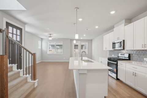 Photo of 10004 Rustic Charm Street, Houston, TX 77080 (MLS # 55549918)