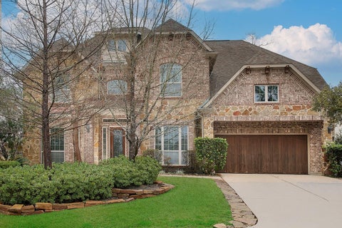 Photo of 18 Shallowford Pl, The Woodlands, TX 77375 (MLS # 73745003)