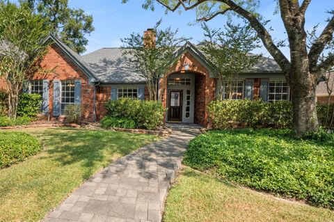 3306 Hickory Falls Drive Kingwood TX 77345