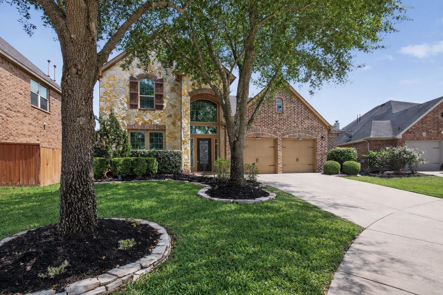 6535 Arroyo Springs Lane