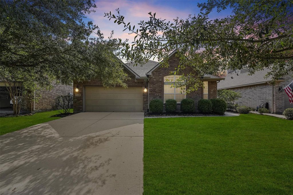 Photo of 20281 Southwood Oaks Drive, Porter, TX 77365 (MLS # 44000882)