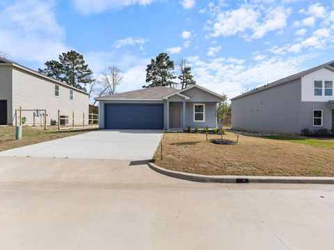 Photo of 115 Pine Branch Court, Lufkin, TX 75904 (MLS # 18525011)