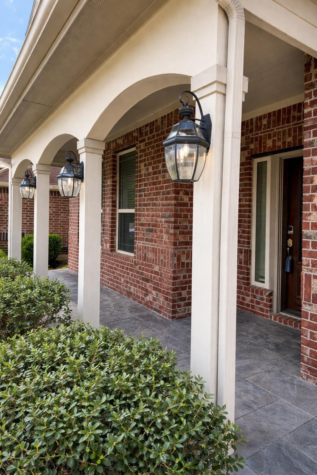 17911 Shadow Oak Drive