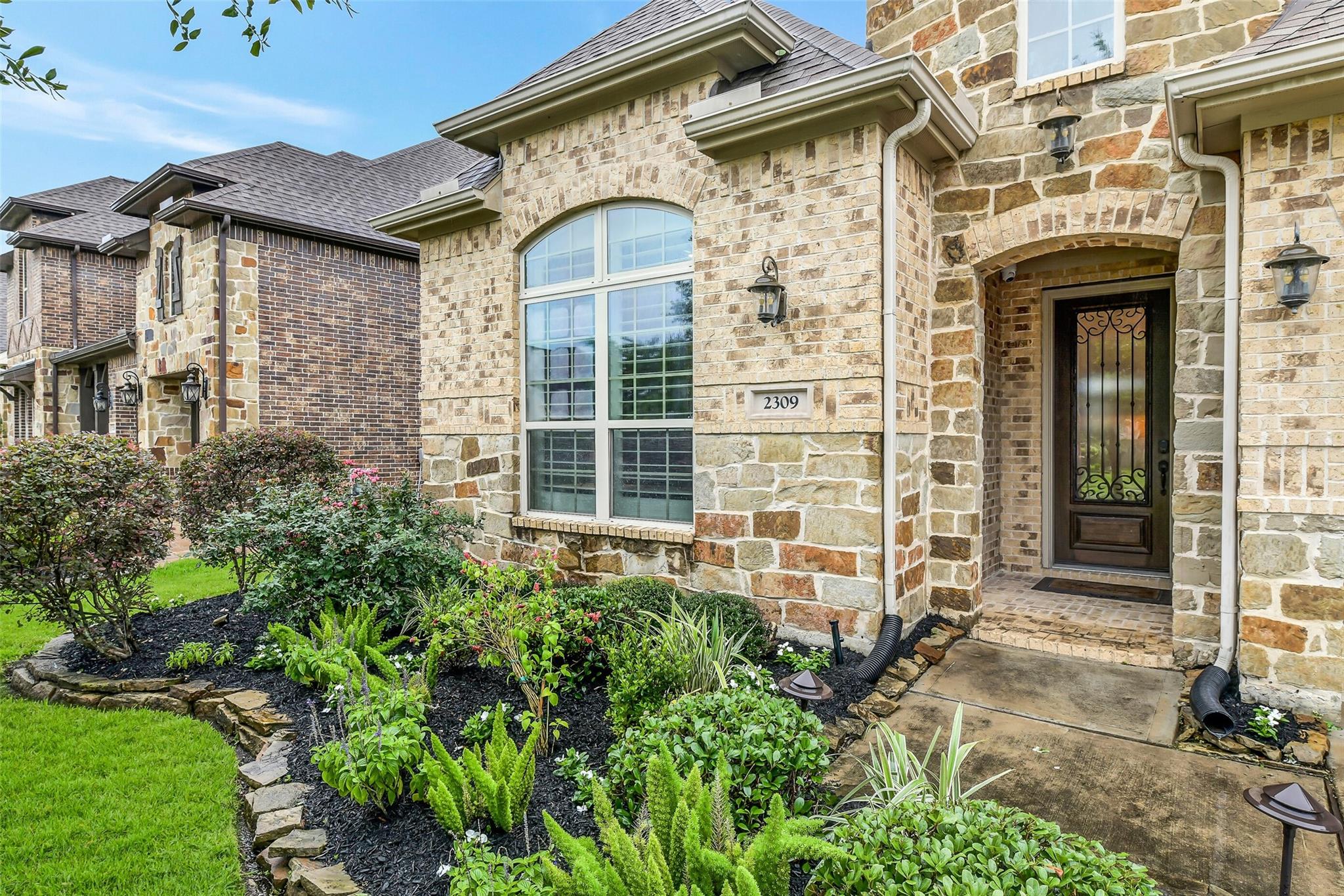 2309 Shallow Creek Lane