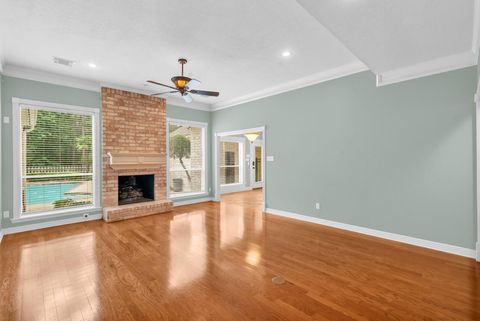 Tiny photo for 142 W Shadowpoint Circle, The Woodlands, TX 77381 (MLS # 79252461)