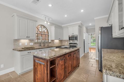 Tiny photo for 142 W Shadowpoint Circle, The Woodlands, TX 77381 (MLS # 79252461)