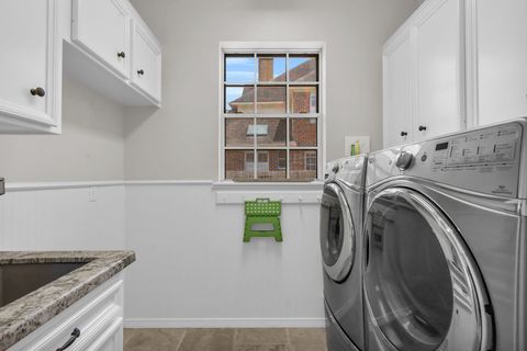 Tiny photo for 142 W Shadowpoint Circle, The Woodlands, TX 77381 (MLS # 79252461)