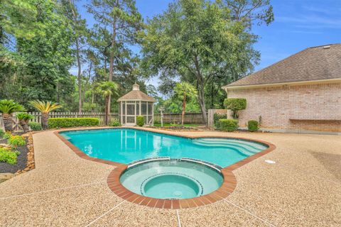 Tiny photo for 142 W Shadowpoint Circle, The Woodlands, TX 77381 (MLS # 79252461)