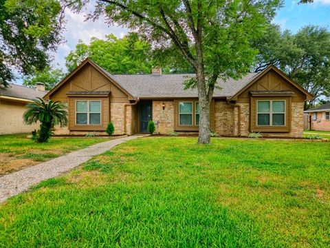 Photo of 17910 Loring Lane, Spring, TX 77388 (MLS # 42081759) Photo of 17910 Loring Lane, Spring, TX 77388 (MLS # 42081759)