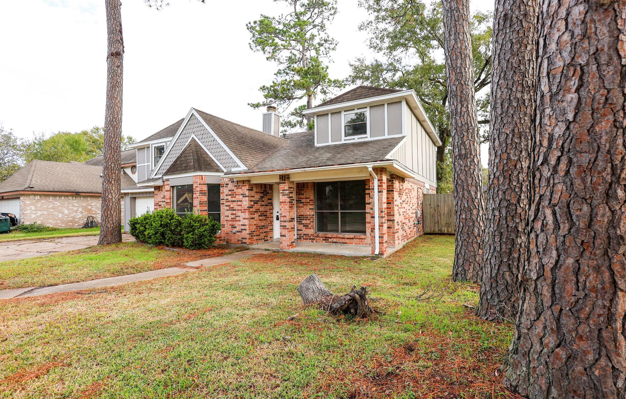 19614 Pine Cluster Lane