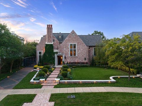 Photo of 2158 Chilton Road, Houston, TX 77019 (MLS # 51794203)
