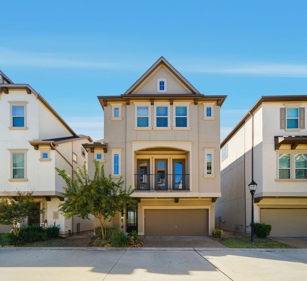 Photo of 4011 Centre Glen Drive, Houston, TX 77043 (MLS # 84921082)