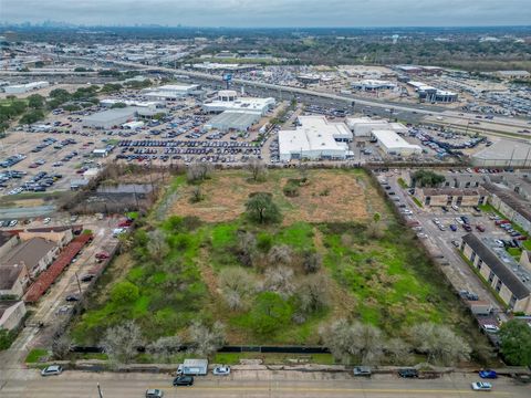 Photo of 10403 Forum Park Drive, Houston, TX 77036 (MLS # 93095260)