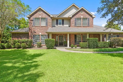 Photo of 2011 Huntington Lane, Richmond, TX 77406 (MLS # 67127800)