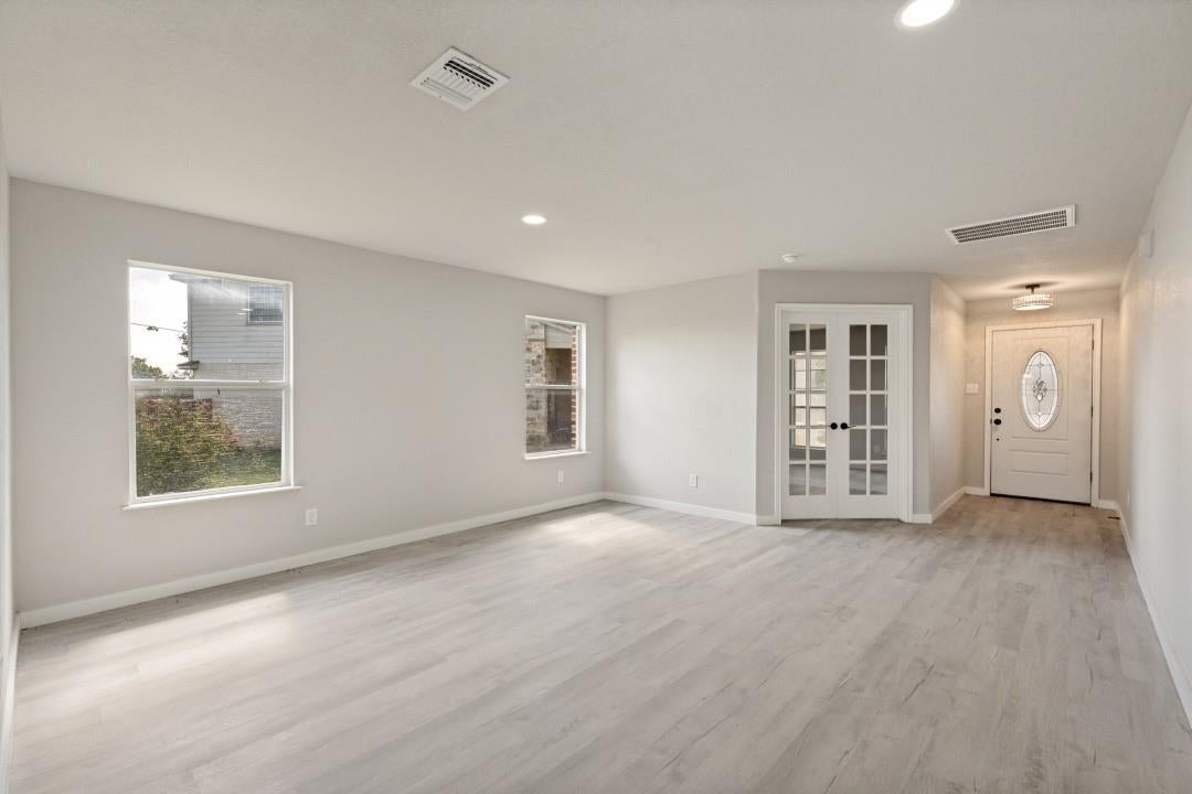 1237 Pelican Place