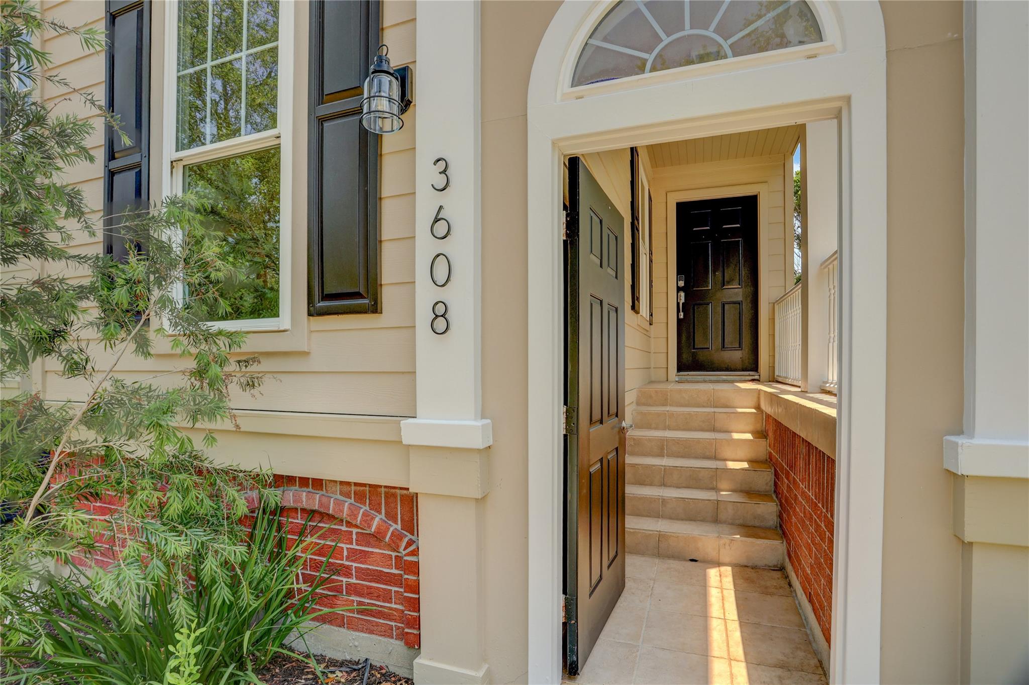 3608 Elmen Street