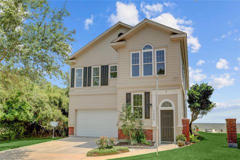 Photo of 3608 Elmen Street, Seabrook, TX 77586 (MLS # 19686704)