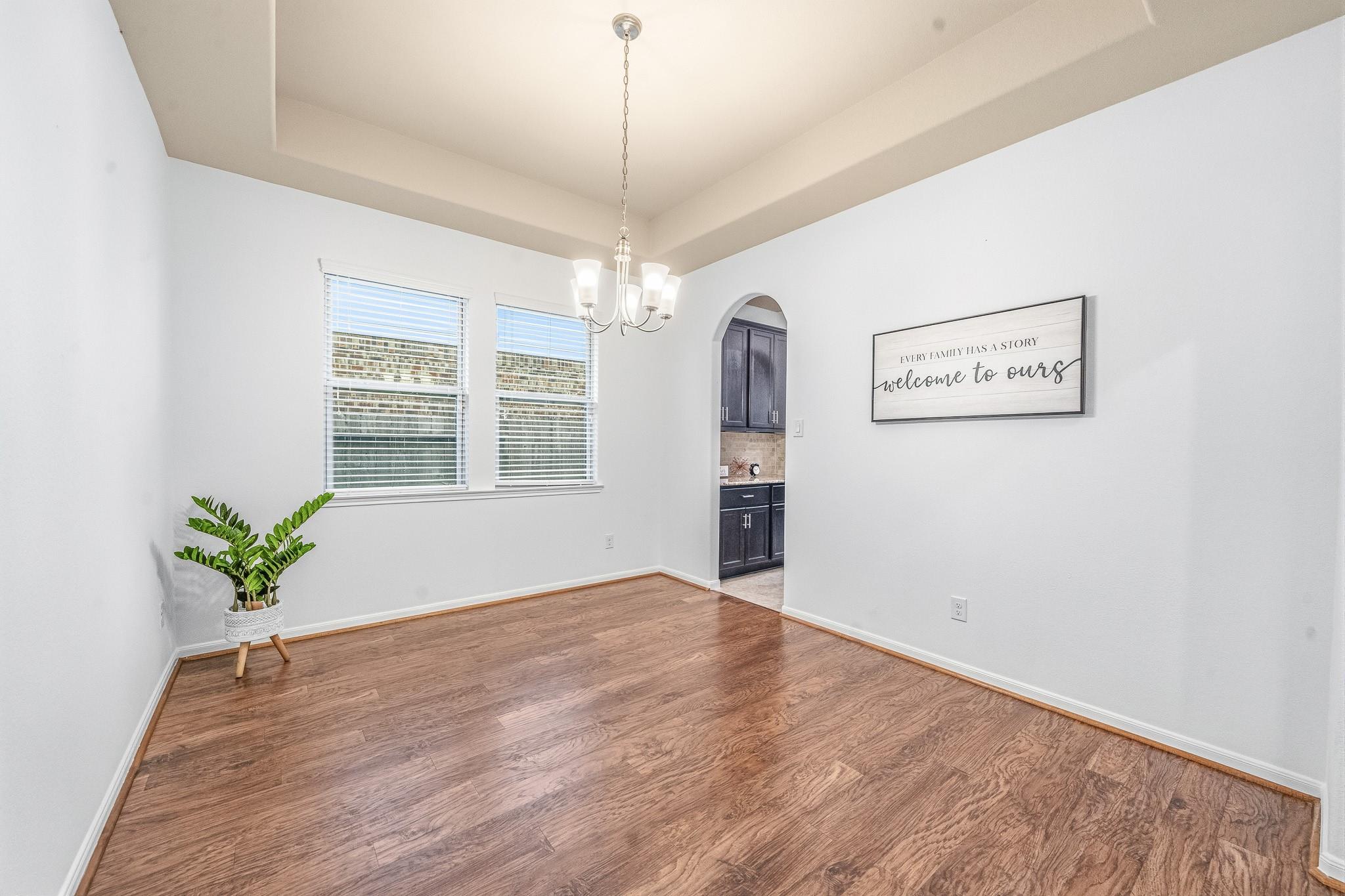1806 Oak View Lane