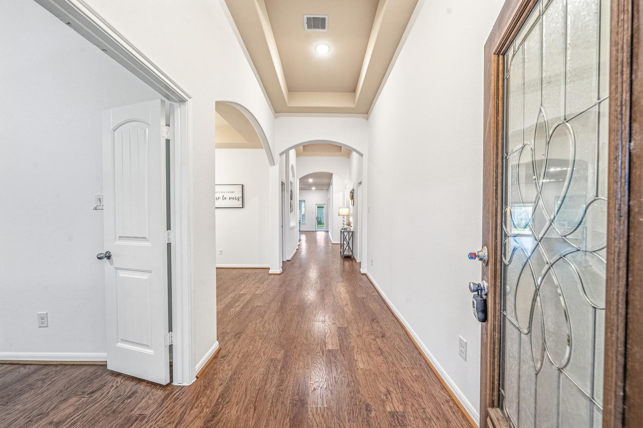 1806 Oak View Lane