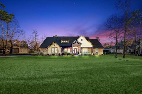 9048 Grand Lake Estates Drive Montgomery TX 77316