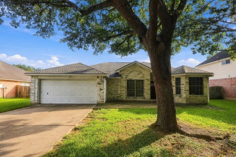 Photo of 1242 Hunter Wood Drive, League City, TX 77573 (MLS # 34691994)